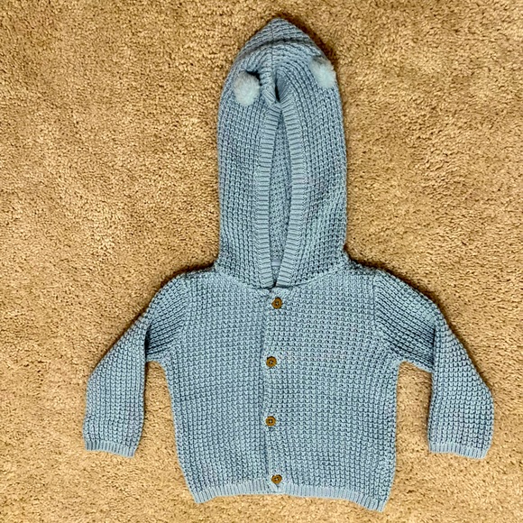 Infant 9M Blue knit sweater with bear hood - Picture 4 of 10